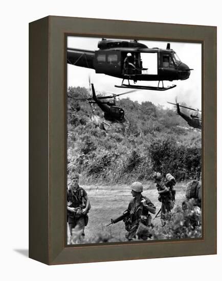 Helicopters Drop Troops-Associated Press-Framed Premier Image Canvas