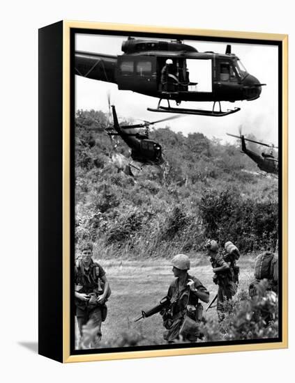 Helicopters Drop Troops-Associated Press-Framed Premier Image Canvas