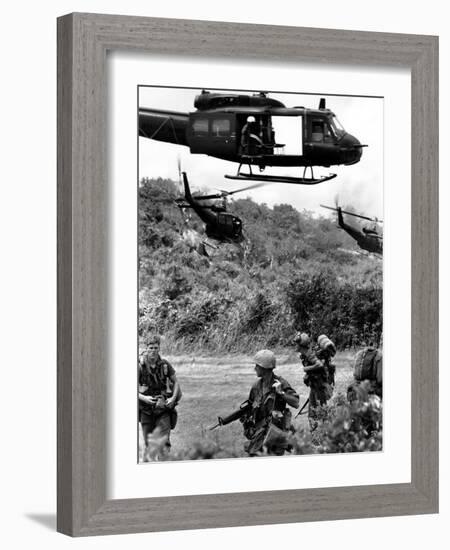 Helicopters Drop Troops-Associated Press-Framed Photographic Print