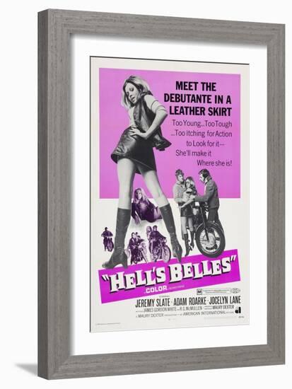 HELL'S BELLES, left: Jocelyn Lane, 1970-null-Framed Art Print