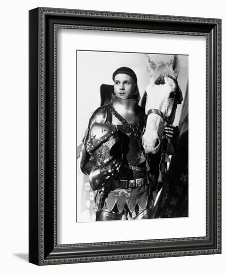 Henry V, 1944-null-Framed Photographic Print