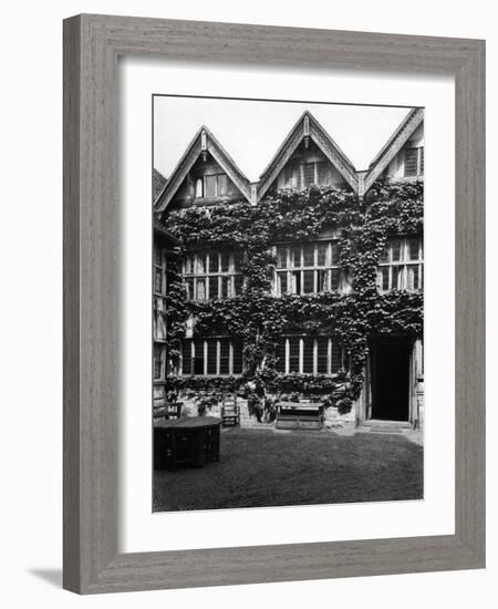 Hever Castle Courtyard-null-Framed Art Print