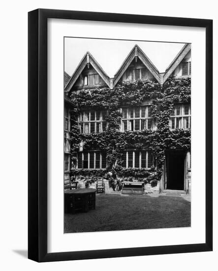 Hever Castle Courtyard-null-Framed Art Print