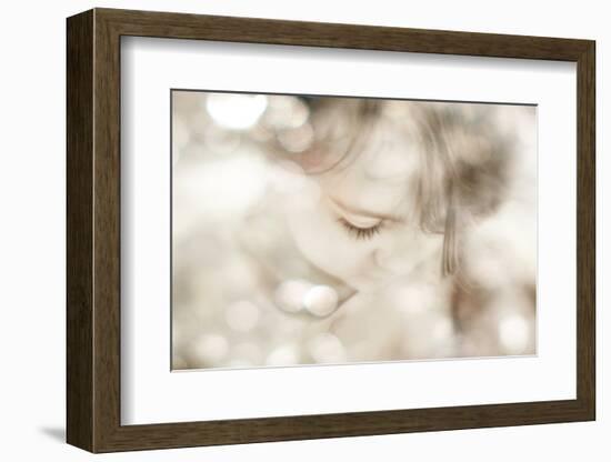 Hi Lite-Mel Brackstone-Framed Photographic Print