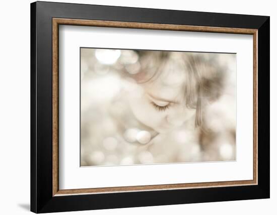 Hi Lite-Mel Brackstone-Framed Photographic Print