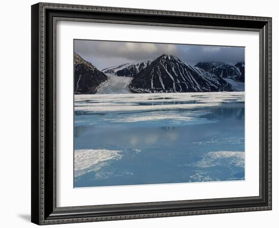 High Arctic Landscape in Spring, -40 Degrees C, Bylot Is, Baffin Is, North West Territories, Canada-Staffan Widstrand-Framed Photographic Print