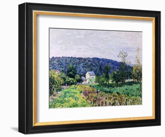 Hills Surrounding Paris, 1879-Alfred Sisley-Framed Giclee Print