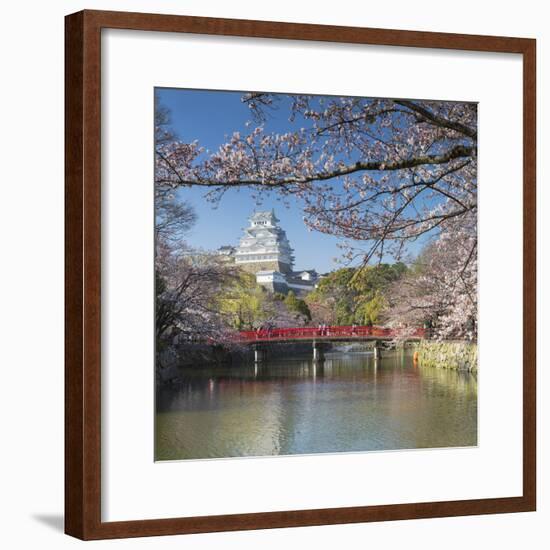 Himeji Castle (Unesco World Heritage Site), Himeji, Kansai, Honshu, Japan-Ian Trower-Framed Photographic Print