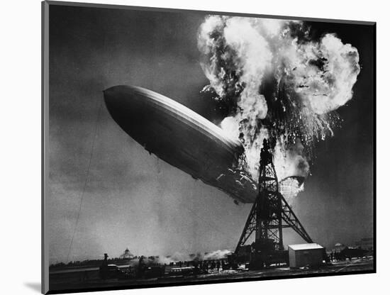 Hindenburg Explosion-Bettmann-Mounted Photographic Print