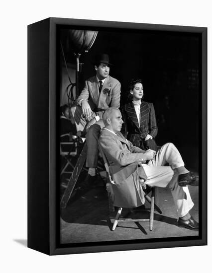 HIS GIRL FRIDAY, 1940 directed by HOWARD HAWKS Cary Grant, Rosalind Russell and Howard Hawks (b/w p-null-Framed Stretched Canvas