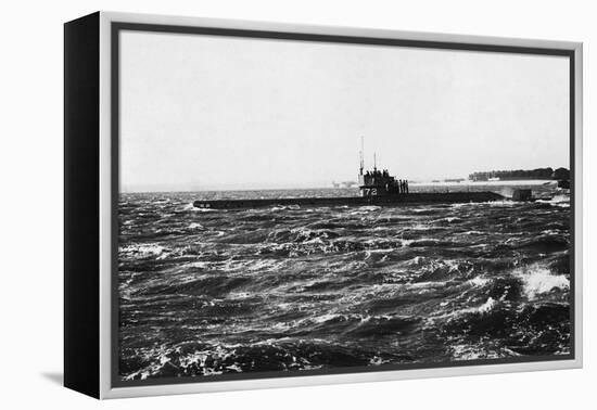 HMS D2 Leaving Portsmouth Harbour-null-Framed Premier Image Canvas