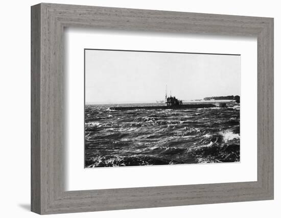 HMS D2 Leaving Portsmouth Harbour-null-Framed Photographic Print