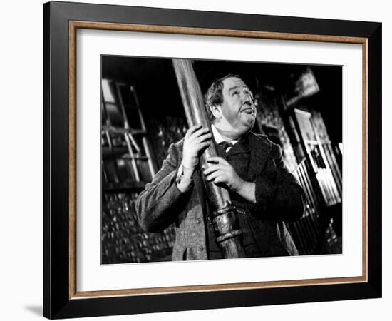 Hobson's Choice, Charles Laughton, 1954-null-Framed Photo