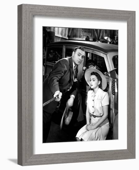 Hold Back The Dawn, Charles Boyer, Olivia Dehavilland, 1941-null-Framed Photo