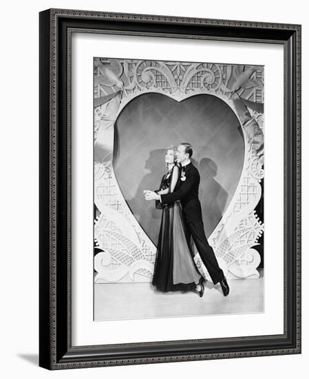 Holiday Inn, 1942-null-Framed Photographic Print