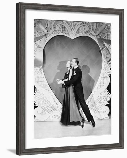 Holiday Inn, 1942-null-Framed Photographic Print