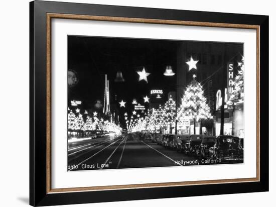 Hollywood, California - Santa Claus Lane Parade on Hollywood Blvd-Lantern Press-Framed Art Print