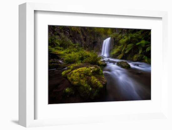 hopetoun-falls-1-Lincoln Harrison-Framed Photo