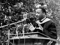 Addressing Tuskegee Graduates-Horace Cort-Photographic Print