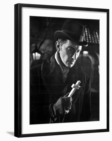 Horror Of Dracula, Peter Cushing, 1958-null-Framed Photo