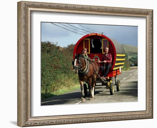 Horse-Drawn Gypsy Caravan, Dingle Peninsula, County Kerry, Munster, Eire (Republic of Ireland)-Roy Rainford-Framed Photographic Print