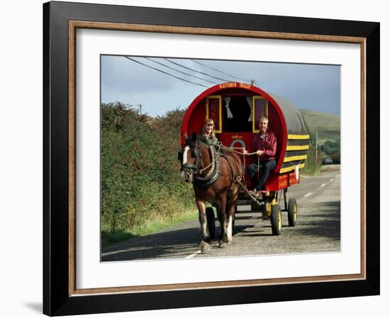 Horse-Drawn Gypsy Caravan, Dingle Peninsula, County Kerry, Munster, Eire (Republic of Ireland)-Roy Rainford-Framed Photographic Print