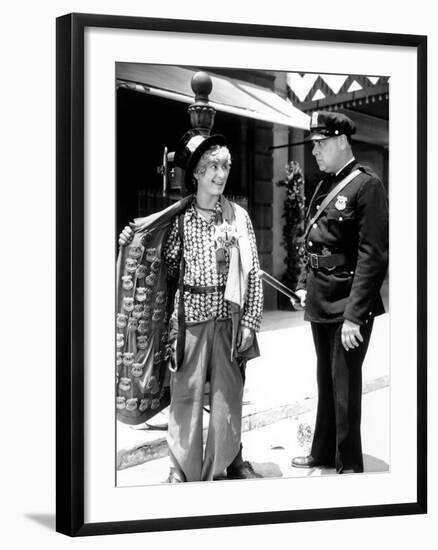 Horse Feathers, Harpo Marx, Ben Taggart, 1932-null-Framed Photo