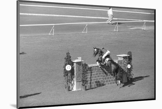Horse Riding Competition-null-Mounted Photographic Print