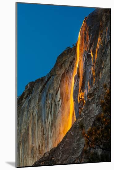 Horsetail Falls Lit From Behind By The Setting Sun, Creating The Famed "Firefall"-Joe Azure-Mounted Photographic Print
