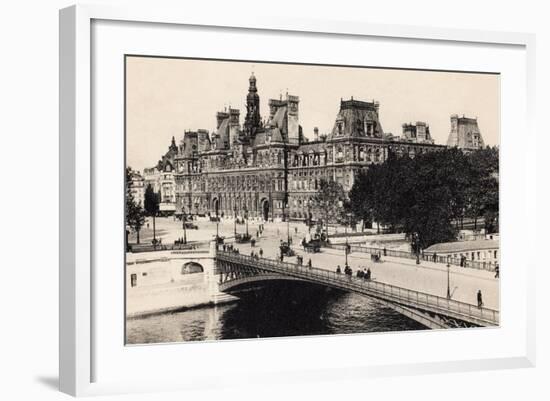 Hôtel De Ville and the Pont D'Arcole, 1900-null-Framed Giclee Print