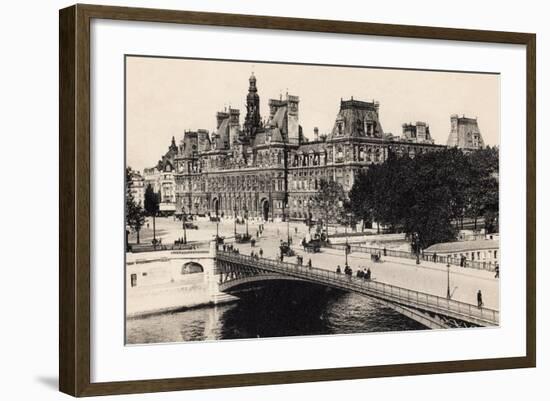 Hôtel De Ville and the Pont D'Arcole, 1900-null-Framed Giclee Print