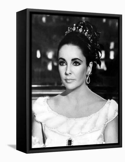 Hotel International THE V.I.P.S d'Anthony Asquith with Elizabeth Taylor, 1963 (b/w photo)-null-Framed Stretched Canvas