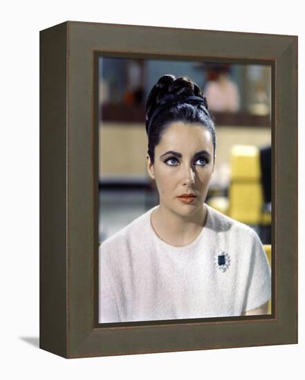 Hotel International THE V.I.P.S d'Anthony Asquith with Elizabeth Taylor, 1963-null-Framed Stretched Canvas