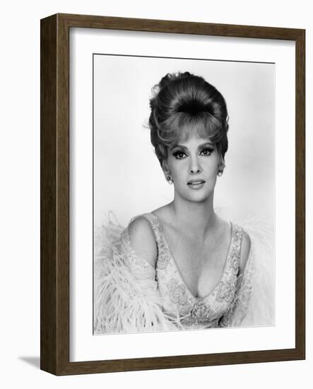 Hotel Paradiso, Gina Lollobrigida, 1966-null-Framed Photo