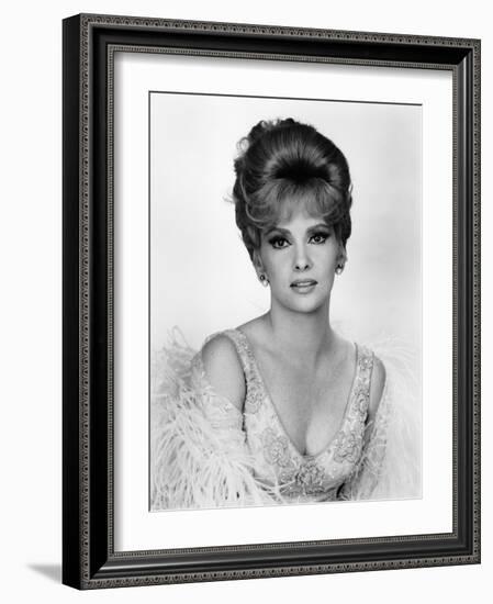 Hotel Paradiso, Gina Lollobrigida, 1966-null-Framed Photo