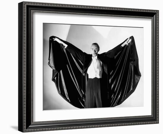 House of Dracula, John Carradine, 1945-null-Framed Photo