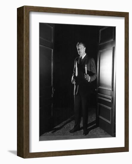 House on Haunted Hill, Vincent Price, 1959-null-Framed Photo