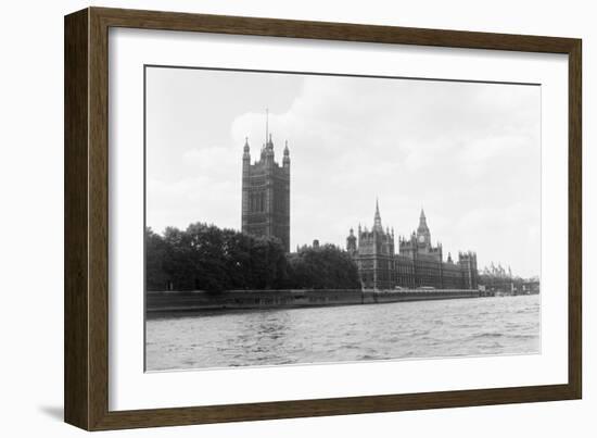 Houses of Parliament. 21st August 1971-Staff-Framed Photographic Print