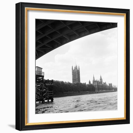 Houses of Parliament. 21st August 1971-Staff-Framed Photographic Print