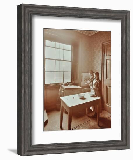 Housewifery, Barnsbury Park School, Islington, London, 1908-Unknown-Framed Photographic Print