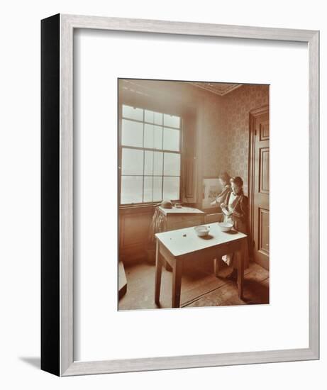 Housewifery, Barnsbury Park School, Islington, London, 1908-Unknown-Framed Photographic Print