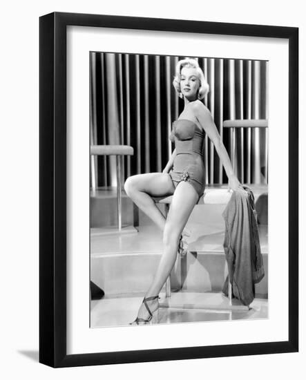 How to Marry a Millionaire, Marilyn Monroe, 1953-null-Framed Photo