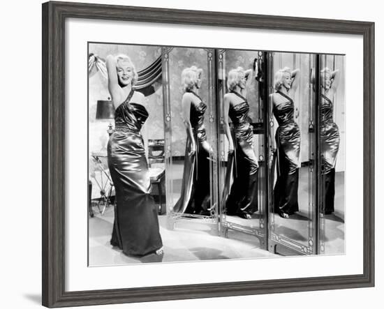 How to Marry a Millionaire, Marilyn Monroe, 1953-null-Framed Photo