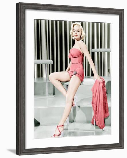 HOW TO MARRY A MILLIONAIRE, Marilyn Monroe, 1953.-null-Framed Photo