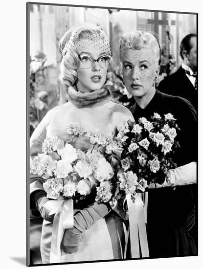 How to Marry a Millionaire, Marilyn Monroe, Betty Grable, 1953-null-Mounted Photo