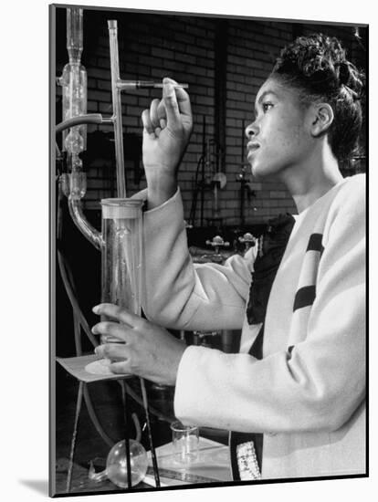 Howard University Student Working in Laboratory-Alfred Eisenstaedt-Mounted Photographic Print