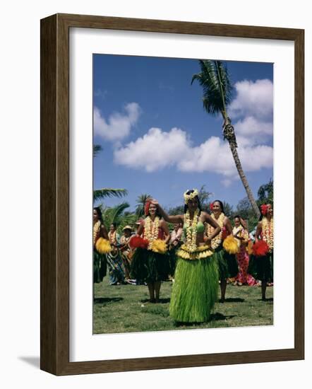 Hula Dance, Waikiki, Hawaii, Hawaiian Islands, Pacific, USA-Ursula Gahwiler-Framed Photographic Print