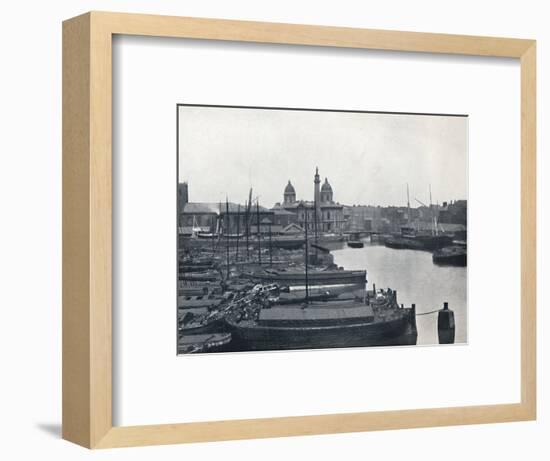 'Hull - Prince's Dock: With The Wilberforce Memorial and Dock Offices', 1895-Unknown-Framed Photographic Print