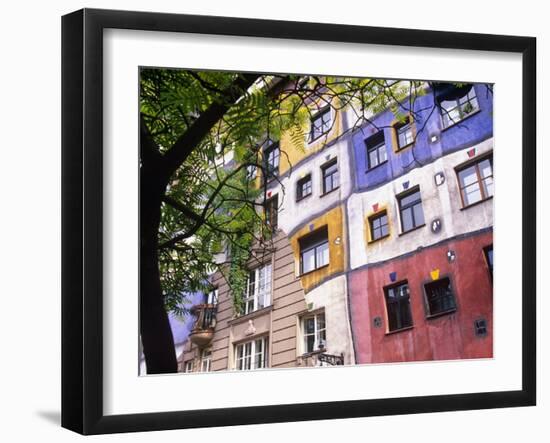 Hundertwasser Haus, Apartment House Designed by Artist Friedensreich Hundertwasser, Vienna, Austria-Paul Harris-Framed Photographic Print