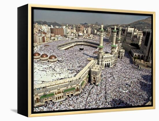 Hundreds of Thousands of Pilgrims Perform Friday Prayers at the Great Mosque in Mecca, Saudi Arabia-null-Framed Premier Image Canvas